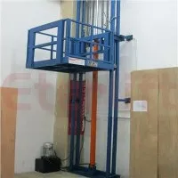Thang máy chở hàng có ray dẫn hướng